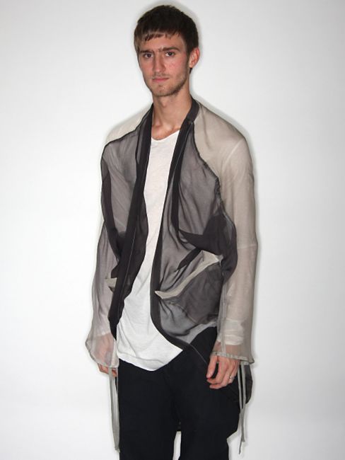 dam0027mul_02