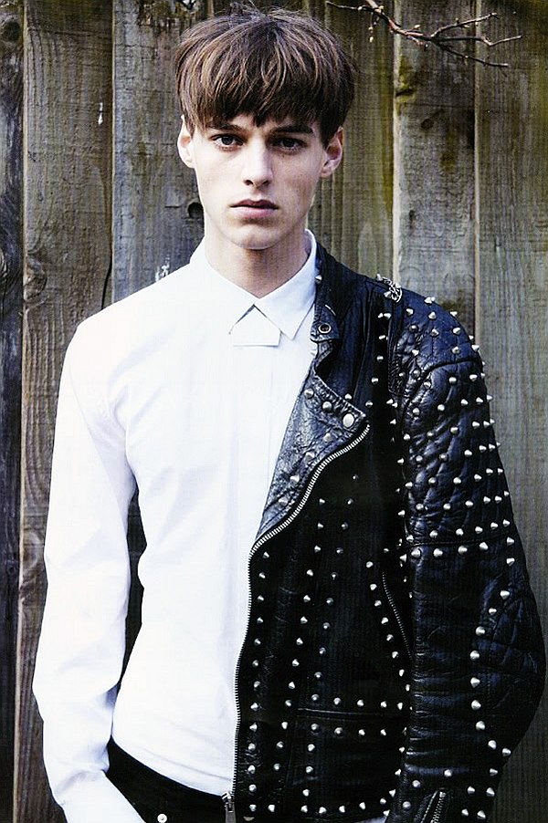 <em>>bmm</em> | Robbie Wadge by Amy Gwatkin