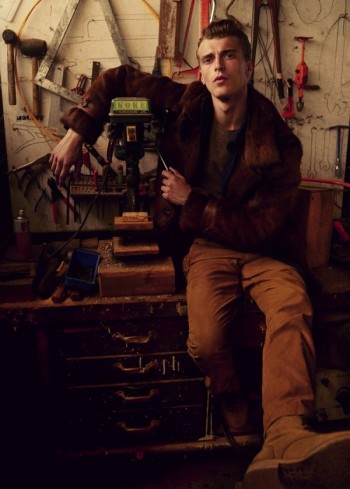 Clément Chabernaud for HE Homini Emerito Fall 2010 Campaign Clément Chabernaud for HE Homini Emerito Fall 2010 Campaign