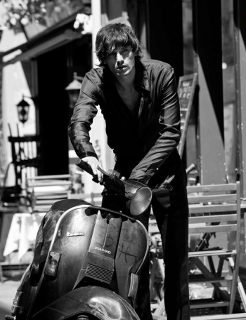Daily Fix | Jeremy in Paris by Christoph Musiol Daily Fix | Jeremy in Paris by Christoph Musiol
