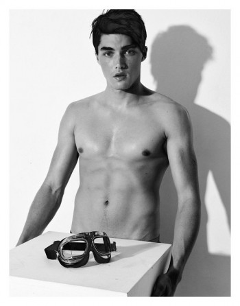 Isaac Weber by Christian Rios in Monochromatic Atmosphere for Fiasco