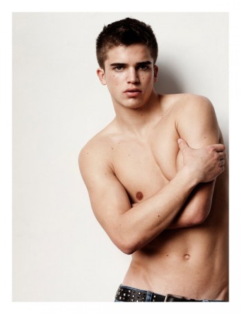Portrait | River Viiperi by Greg Vaughan Portrait | River Viiperi by Greg Vaughan