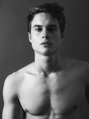 Portrait | Tyler Stokes by Christian Rios