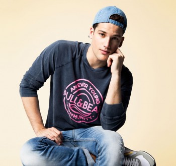 Arthur Sales by Ignacio Lozano for Pull & Bear “Sunday Chillin”