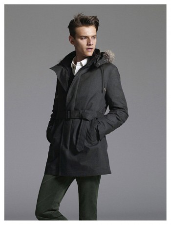 Douglas Neitzke for Uniqlo Down Winter 2010 Campaign