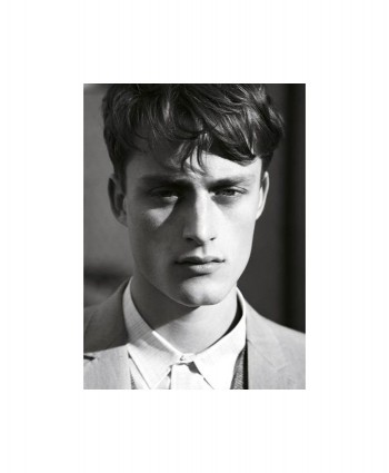 Bastiaan Van Gaalen by Carlotta Manaigo for L’Officiel Hommes Italia