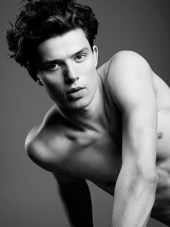 Post Shoot | Louis Galloway by Richard Pier Petit for The Fashionisto