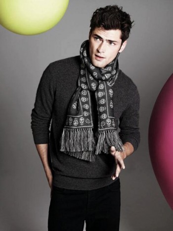Sean O’Pry Graces Neiman Marcus’ Christmas Book