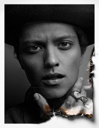 S6_FlauntMag-BrunoMars_102 1