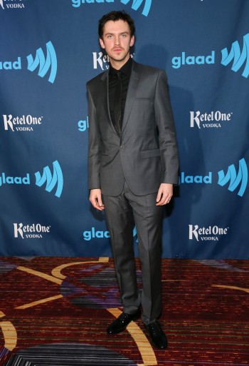Calvin Klein Outfits Dan Stevens for the 24th Annual GLAAD Media Awards Calvin Klein Outfits Dan Stevens for the 24th Annual GLAAD Media Awards