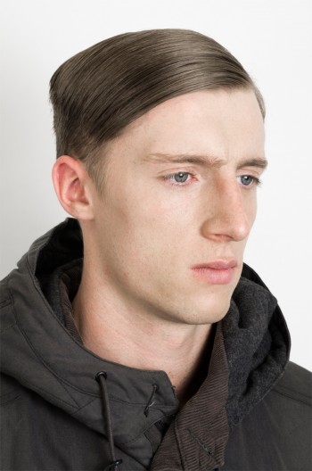 New Face Tom Strangwick Meets with Izras