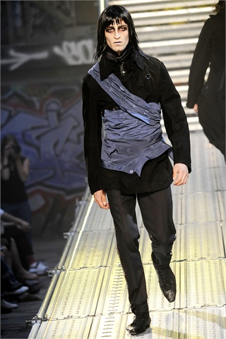 John Galliano Spring 2010 – The Fashionisto