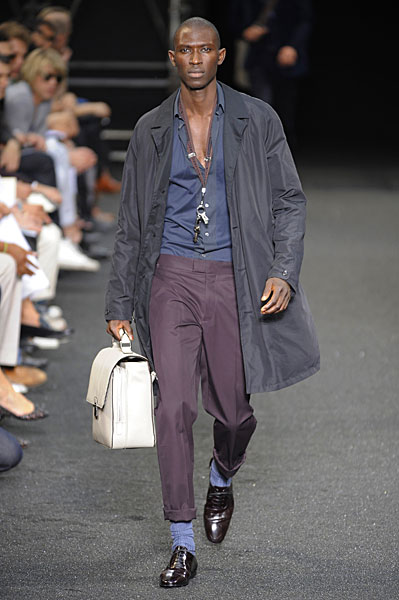 Louis Vuitton Spring 2010 – The Fashionisto