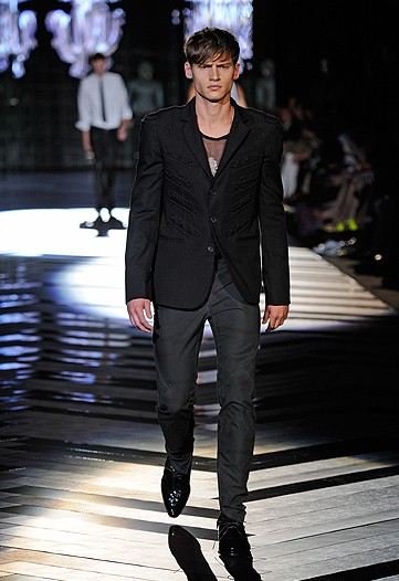 Roberto Cavalli Spring 2010 – The Fashionisto