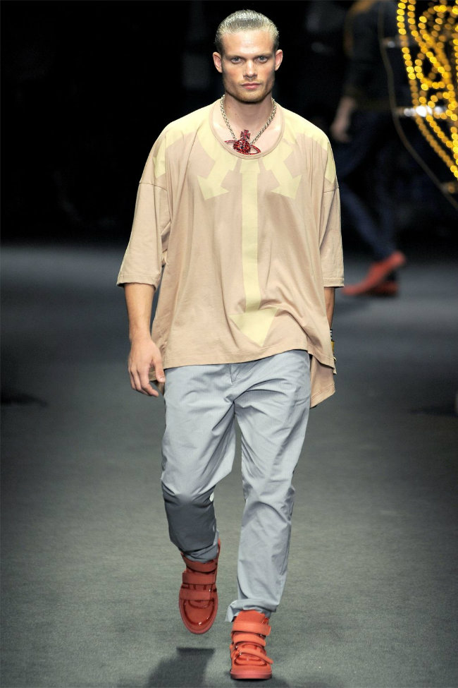 Vivienne Westwood Spring 2012 | Milan Fashion Week – The Fashionisto
