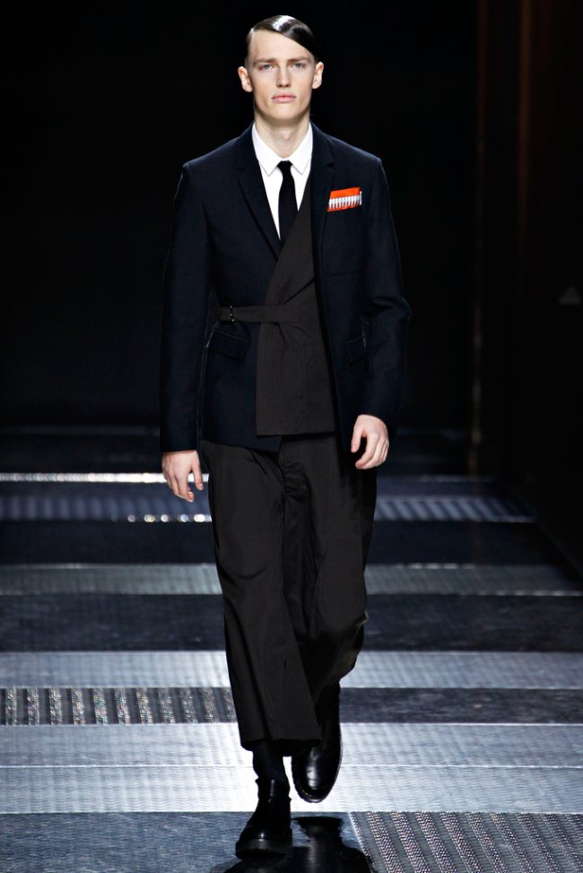 Kris Van Assche Fall/Winter 2012 | Paris Fashion Week – The Fashionisto