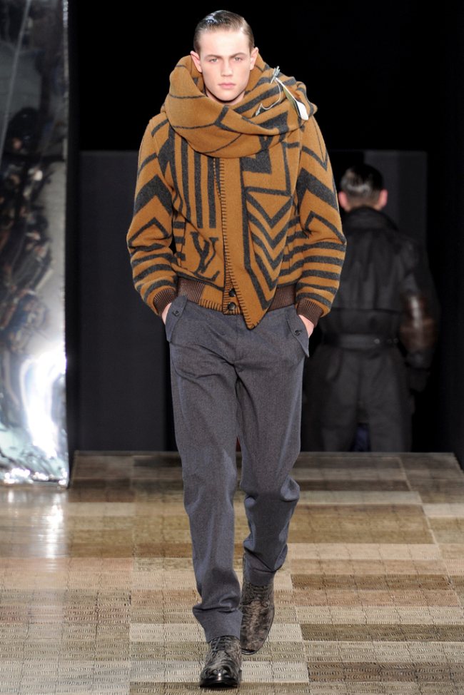 Louis Vuitton Fall 2012 Menswear Fashion Show Details #men'sleatherjacket # men's #leather #jacket #runway