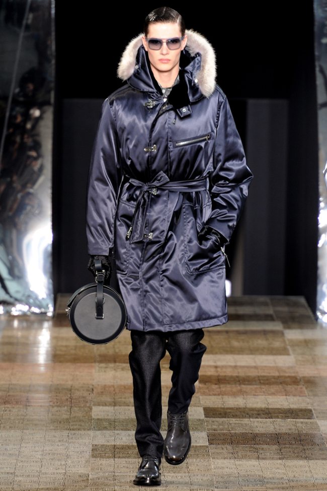 Louis Vuitton Ready To Wear Fall Winter 2012 Paris – NOWFASHION