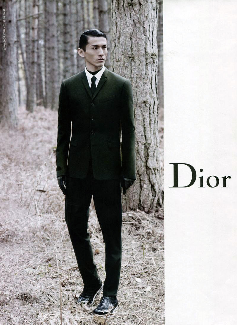 voldoende onderwijzen sigaret Karl Lagerfeld Photographs Daisuke Ueda for Dior Homme Fall/Winter 2012  Campaign – The Fashionisto