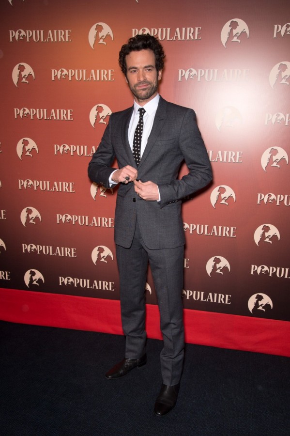 Romain Duris Sports Burberry Tailoring for 'Populaire' Premiere – The  Fashionisto