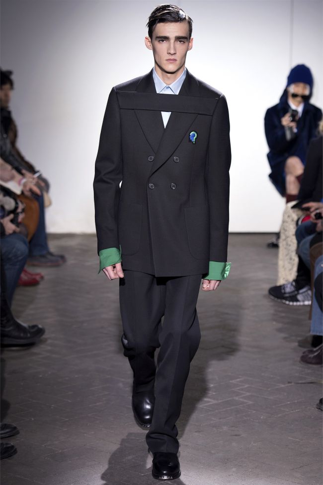 Raf Simons Fall/Winter 2013 | Paris Fashion Week | The Fashionisto