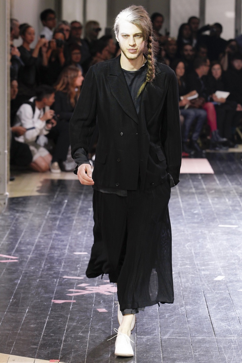 Yohji Yamamoto Spring/Summer 2014 | Paris Fashion Week – The