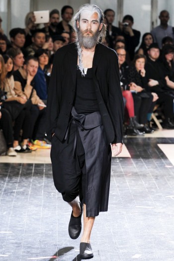 Yohji Yamamoto Spring/Summer 2014 | Paris Fashion Week – The Fashionisto