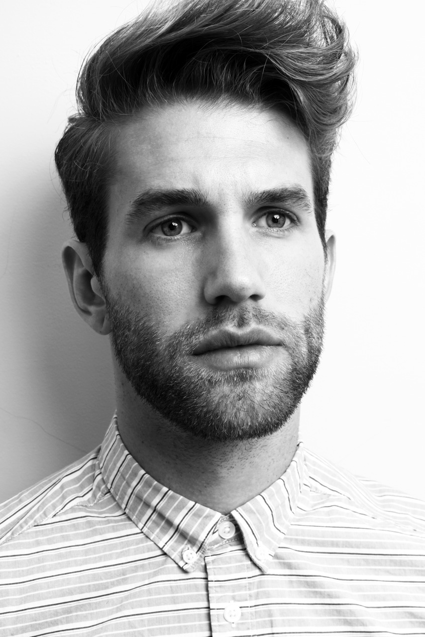 André Hamann is a Charming Intellectual for René Fragoso – The Fashionisto