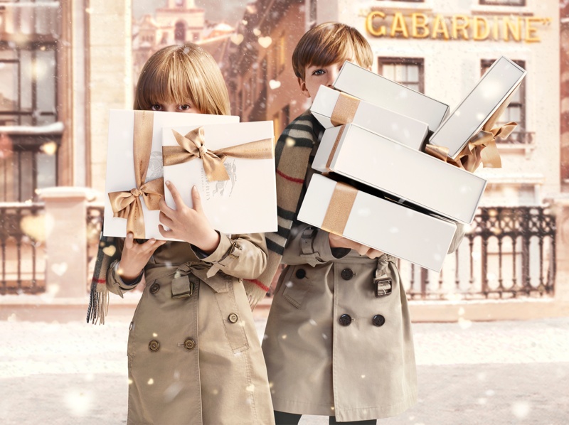burberry with love campaign 0001