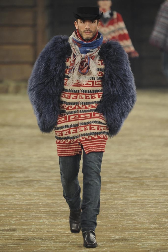 Karl Lagerfeld Tackles Dallas for Chanel Pre-Fall 2014 Collection – The ...