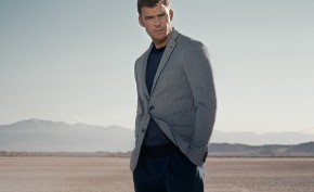 Alan Ritchson Suits Up for Mr Porter – The Fashionisto