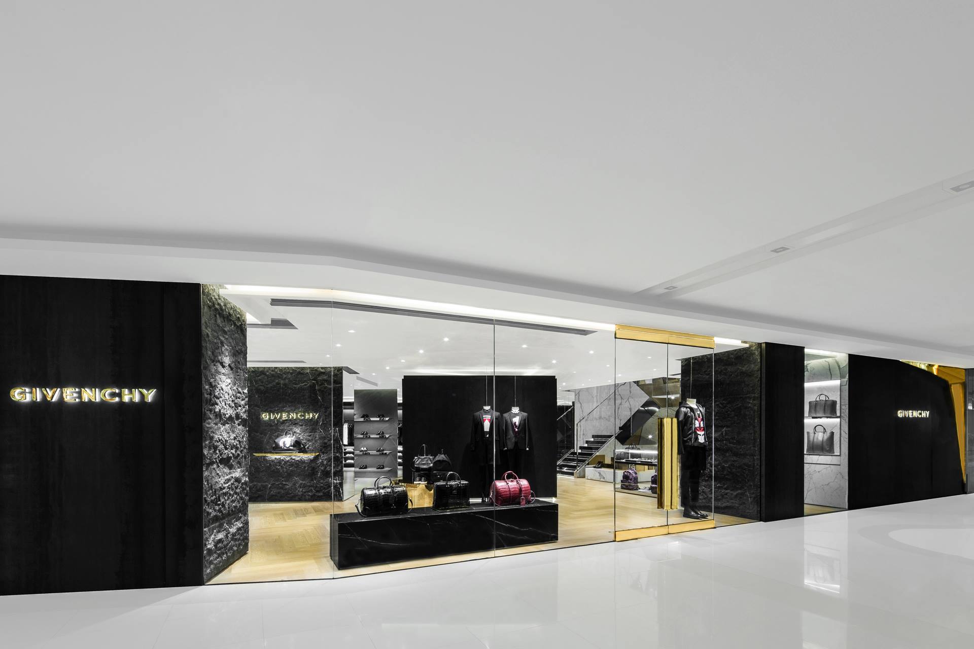 Givenchy  New Boutique on Rodeo
