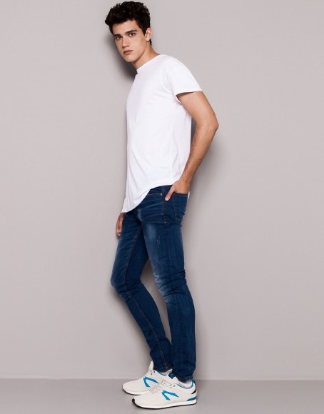 Xavier Serrano Models Trendy Young Clothes for Pull & Bear August 2014 ...