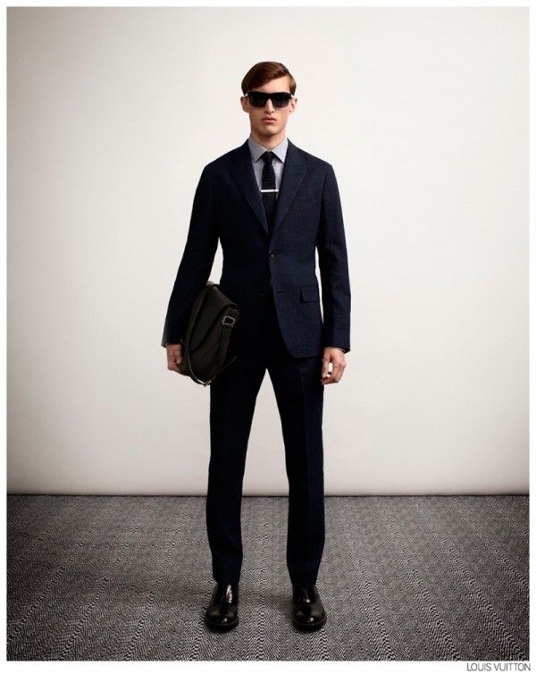 Louis Vuitton Highlights Sharp Suiting for Spring/Summer 2015 Tailoring ...