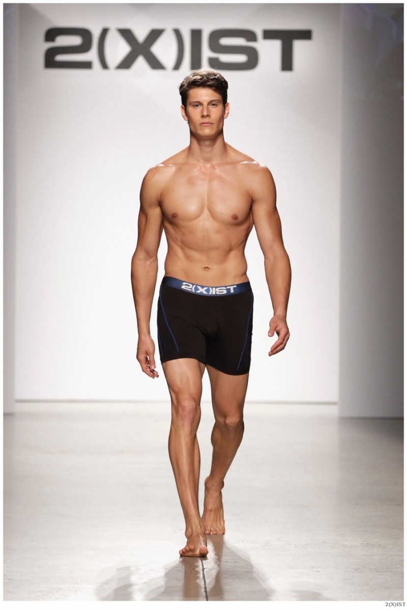 (2)XIST Hits the Catwalk with Spring/Summer 2015 Underwear + More ...