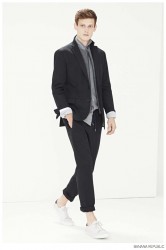 Banana Republic Delivers Structure to Casual Fashions for Spring/Summer ...