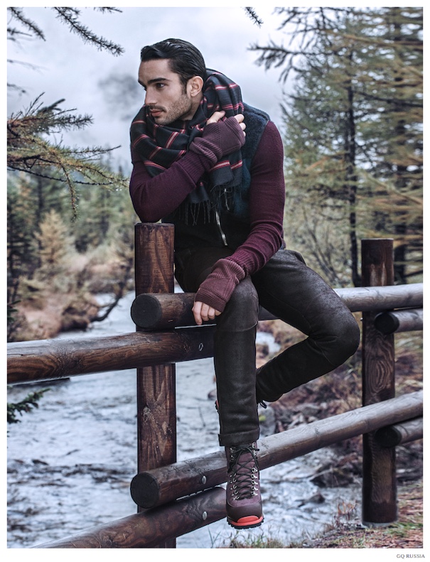 Andre-Costa-GQ-Russia-December-2014-Louis-Vuitton-Feature-005