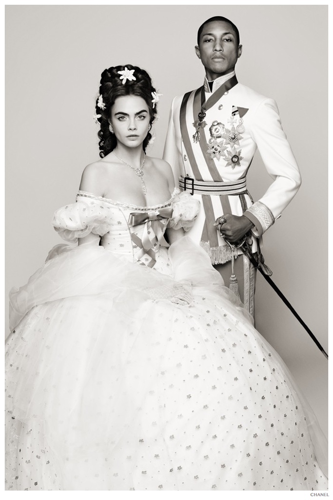 Photo : Le sac Gabrielle de Chanel, et son égérie Pharrell