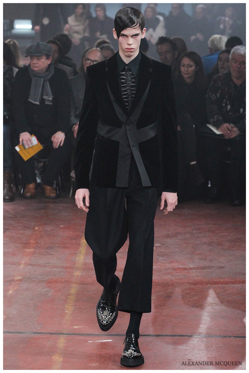 Alexander McQueen Embraces Somber Pinstripes & Floral Prints for Fall ...