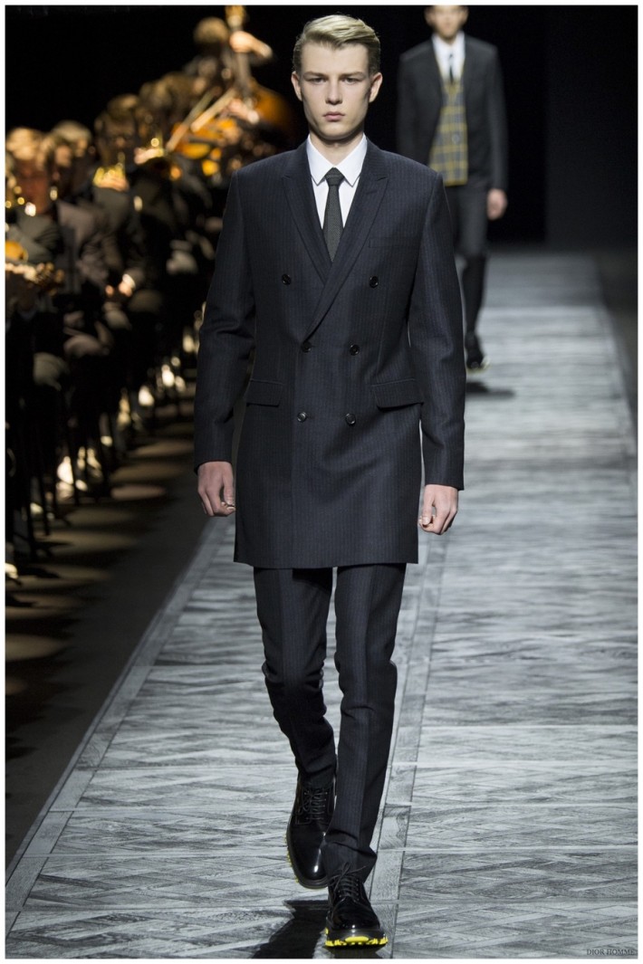 Dior Homme Fall/Winter 2015 Menswear Collection: A Formal Affair – The ...