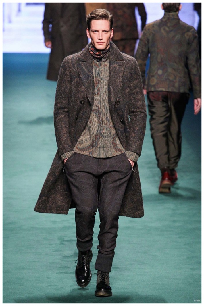 Etro Fall/Winter 2015 Menswear Collection: Military-Inspired Looks Get ...