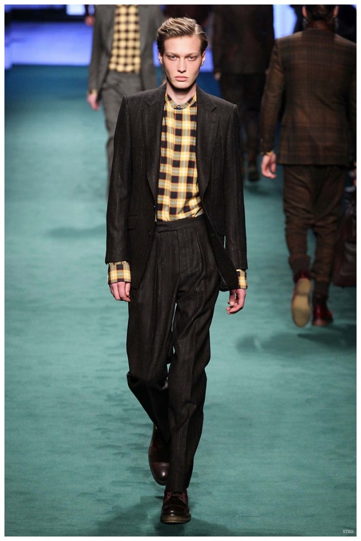 Etro Fall/Winter 2015 Menswear Collection: Military-Inspired Looks Get ...