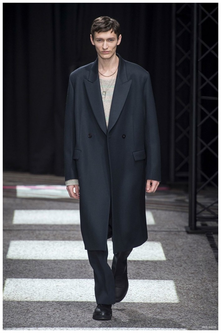 Paul Smith Fall/Winter 2015 Menswear Collection: Bauhaus Rock – The ...