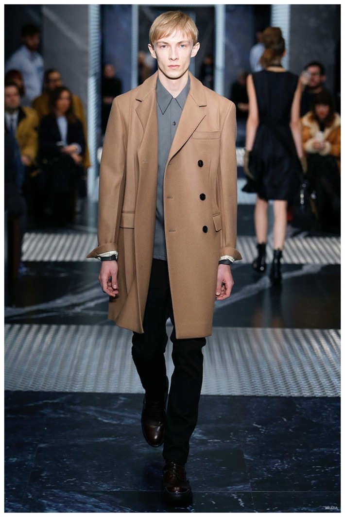 Prada Fall/Winter 2015 Menswear Collection: Black Minimalism – The ...