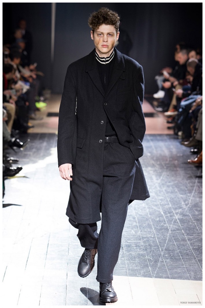 Yohji Yamamoto Fall/Winter 2015 Menswear Collection: The Black Wardrobe ...