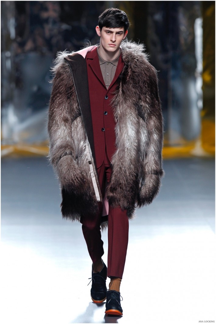 Doppelgänger: Ana Locking Delivers Furs & Prints for Fall/Winter 2015 ...