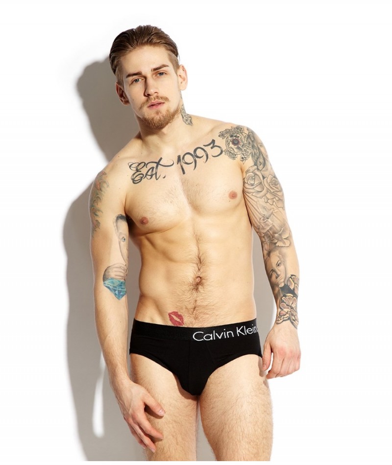 Igor Stepanov Models Calvin Klein Underwear Styles for Bang+Strike – The  Fashionisto