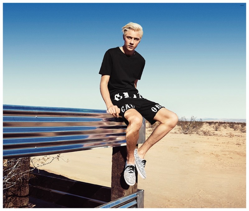 H&M Loves Coachella Collection: Lucky Blue Smith Models 2015 Festival ...
