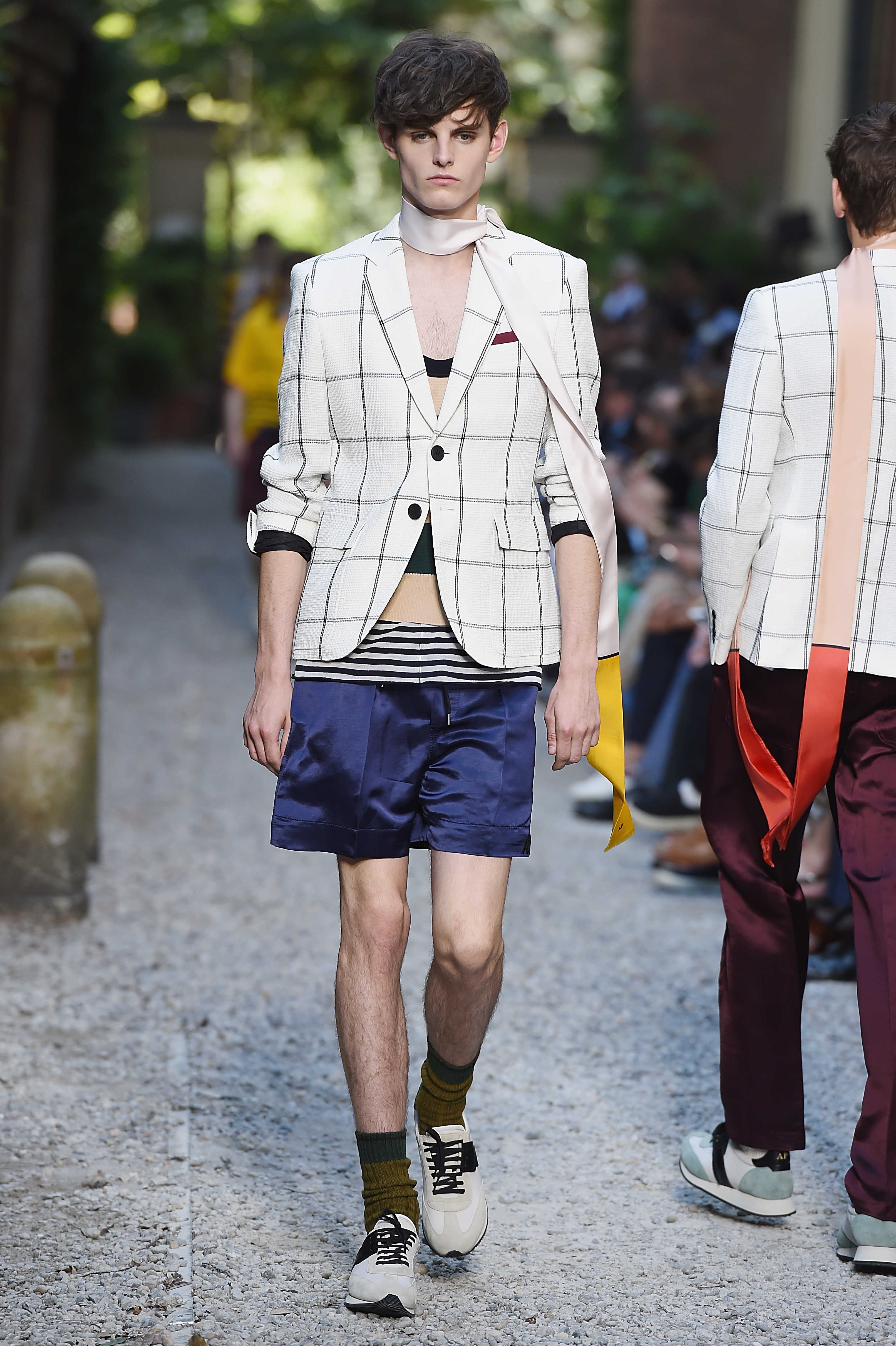 Andrea Pompilio Spring/Summer 2016 Menswear Collection | Milan Fashion ...