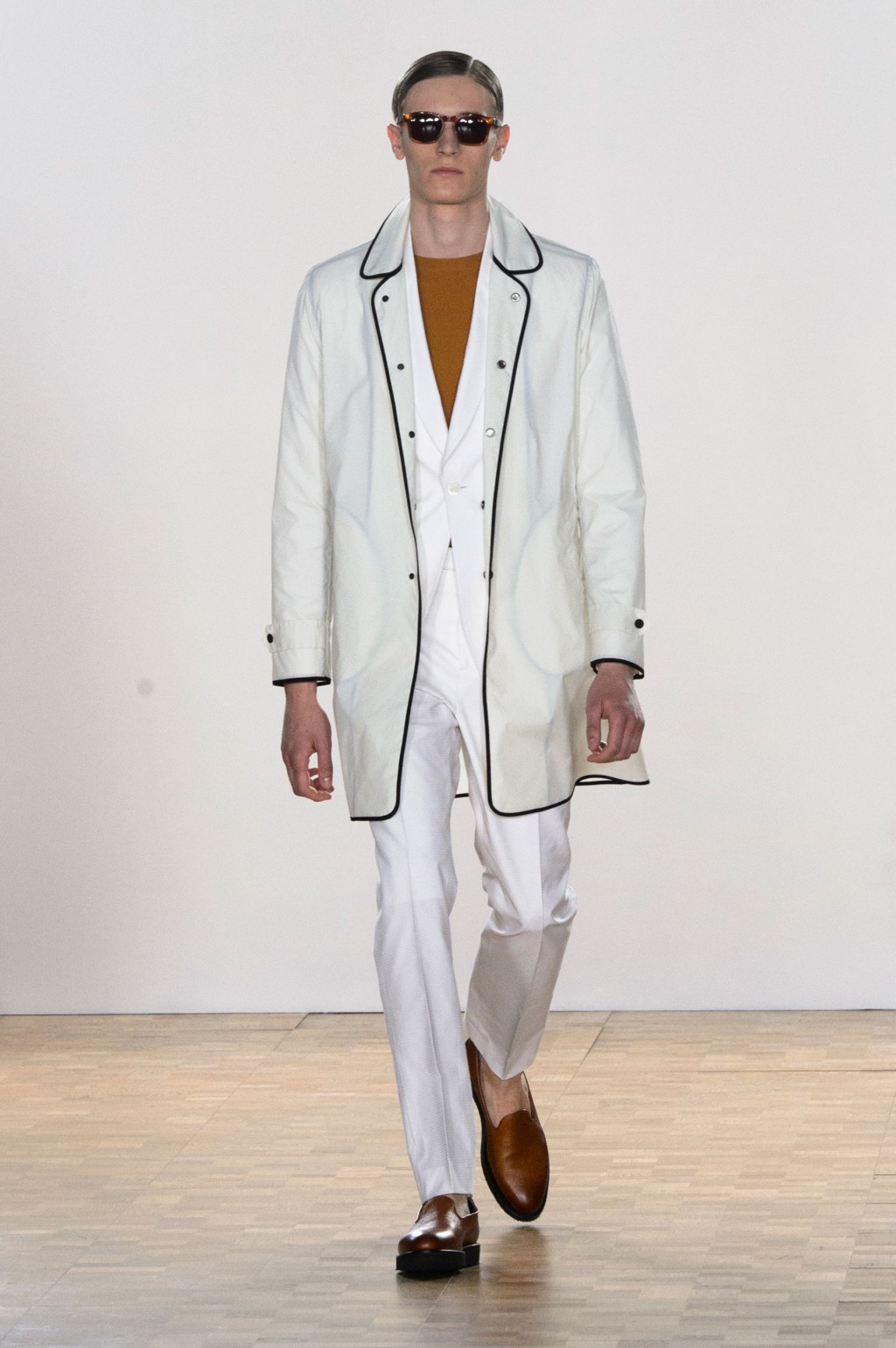 Hardy Amies Spring/Summer 2016 | London Collections: Men – The Fashionisto